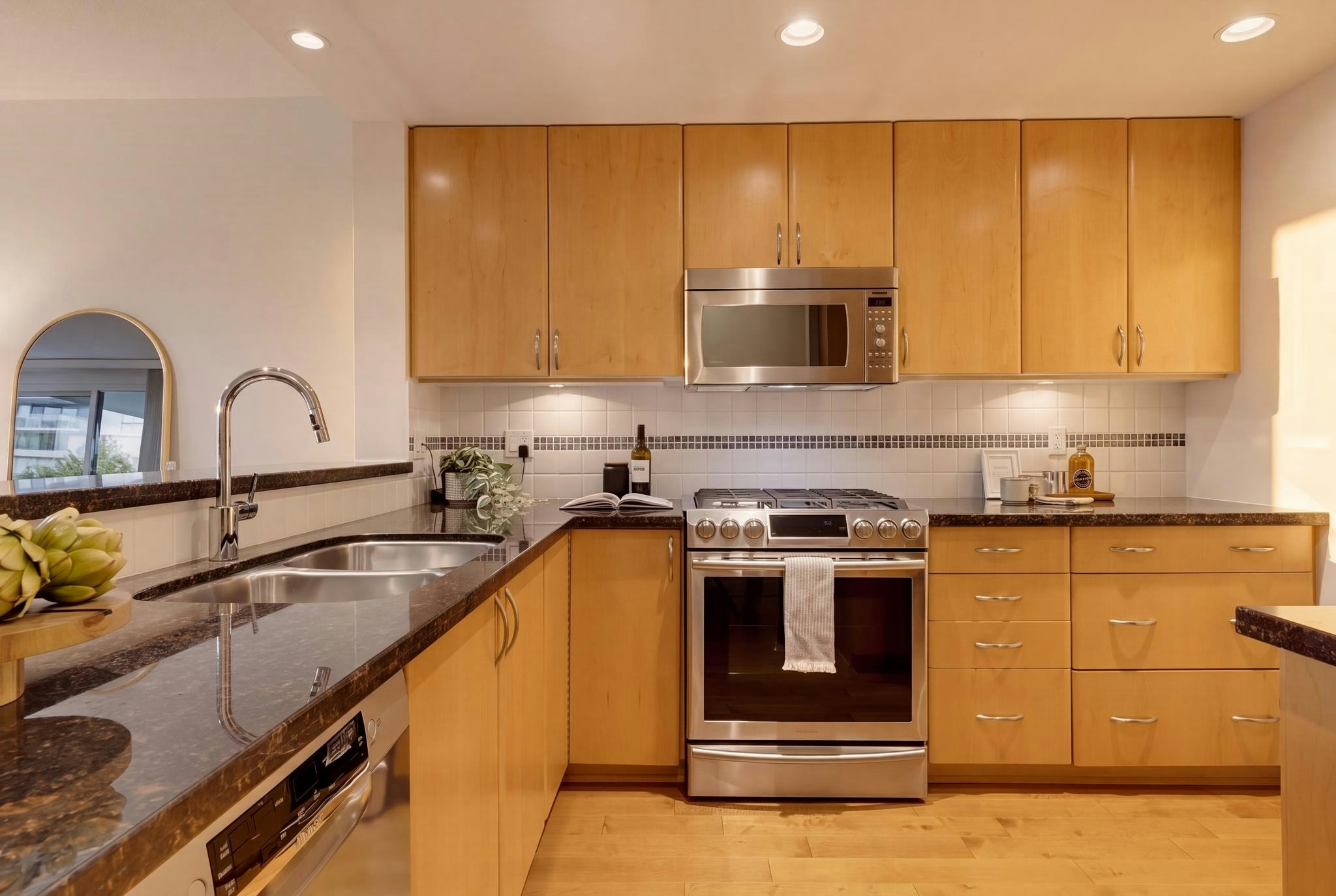 404-1428 W 6th Avenue, Vancouver, BC, V6H 4H4 - 17