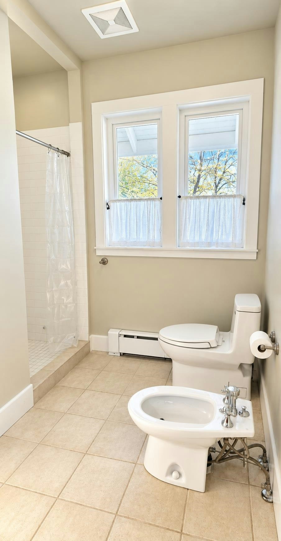 2491 W 14th Avenue, Vancouver, BC, V6K 2W4 - 16