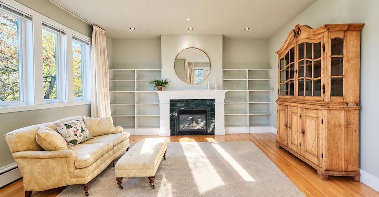 2491 W 14th Avenue, Vancouver, BC, V6K 2W4 - 4