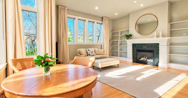 2491 W 14th Avenue, Vancouver, BC, V6K 2W4 - 3