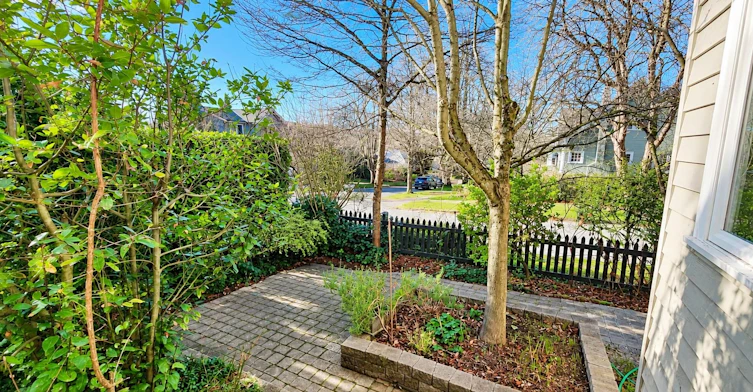 2491 W 14th Avenue, Vancouver, BC, V6K 2W4 - 26