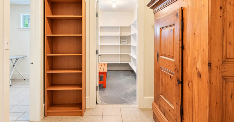 2491 W 14th Avenue, Vancouver, BC, V6K 2W4 - 19