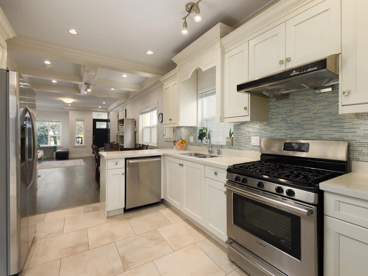 1176 E King Edward Avenue, Vancouver, BC, V5V 2G2 - 13