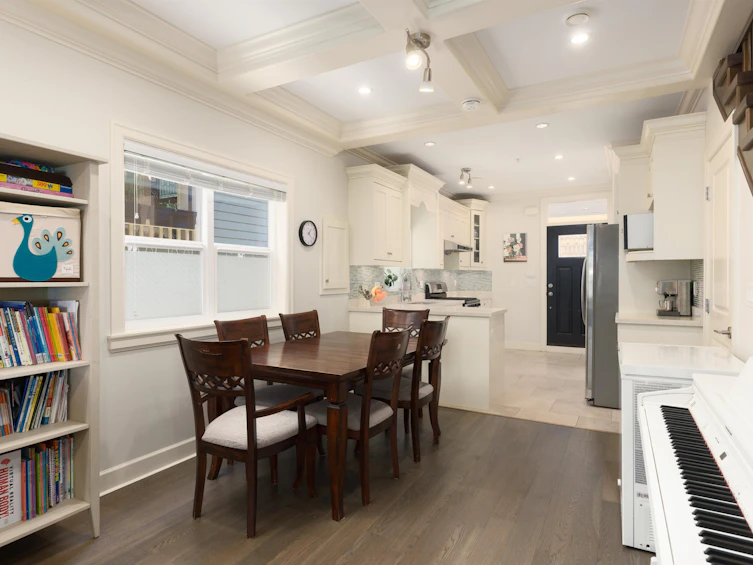 1176 E King Edward Avenue, Vancouver, BC, V5V 2G2 - 9