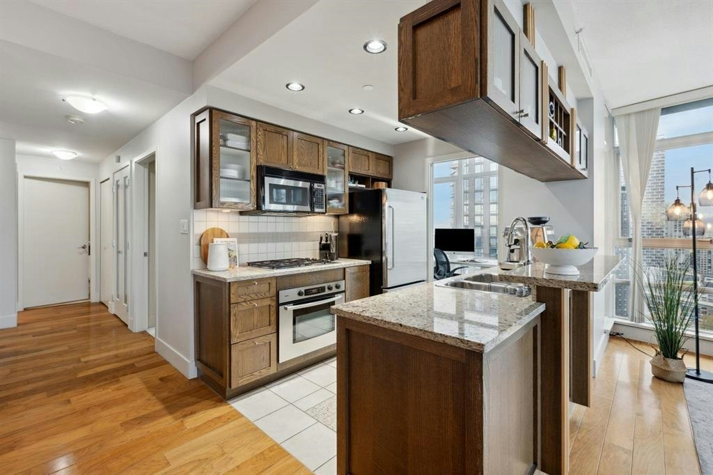 220X-1483 Homer Street, Vancouver, BC, V6Z 3C7 - 6