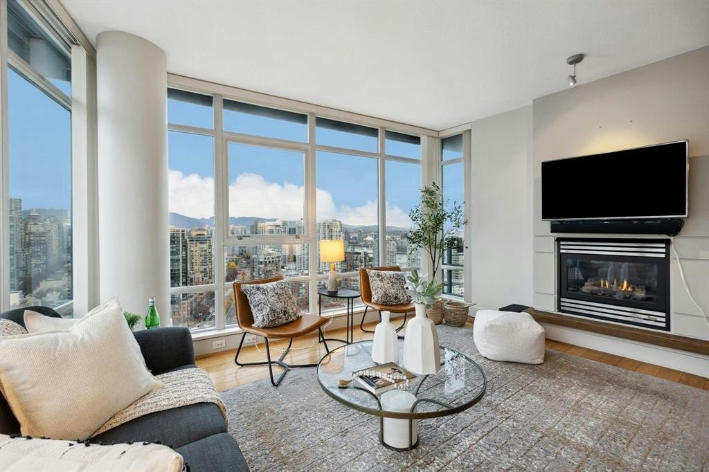220X-1483 Homer Street, Vancouver, BC, V6Z 3C7 - 3