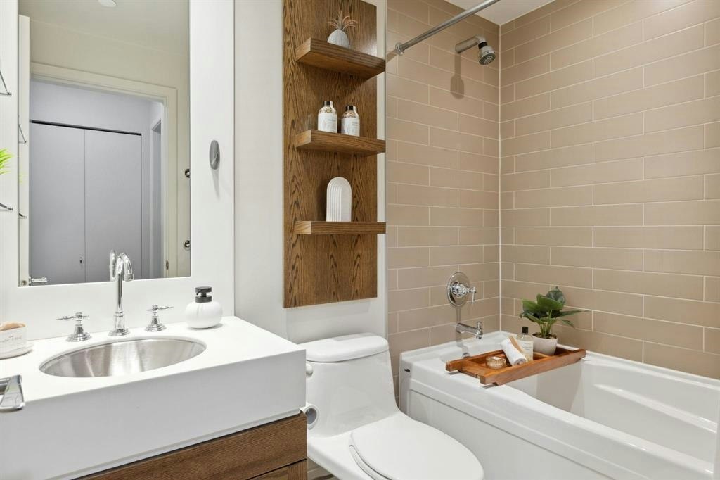 220X-1483 Homer Street, Vancouver, BC, V6Z 3C7 - 12