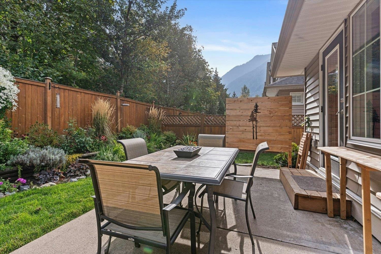 24-1175 7th Avenue, Hope, BC, V0X 1L4 - 27