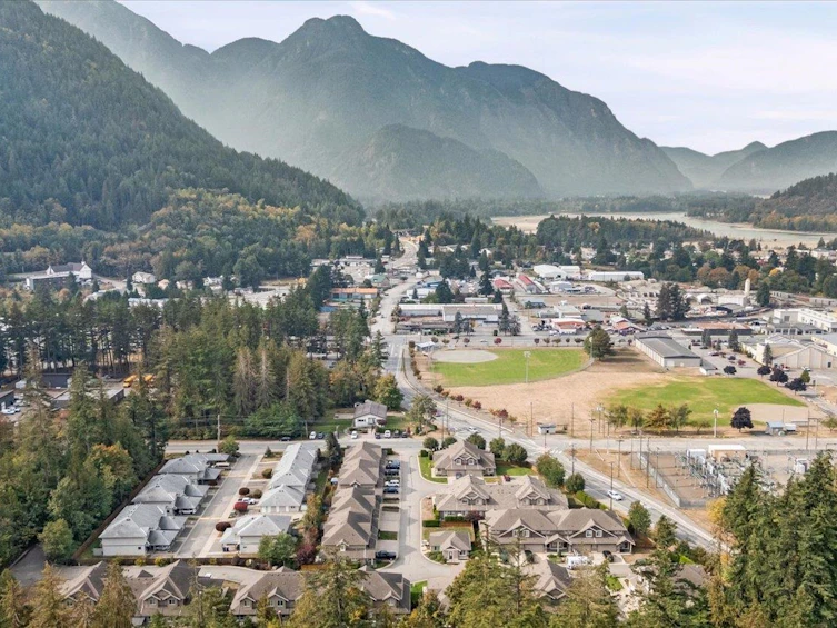 24-1175 7th Avenue, Hope, BC, V0X 1L4 - 31