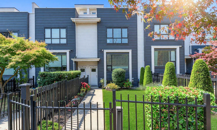 218-2277 Oak Meadows Drive