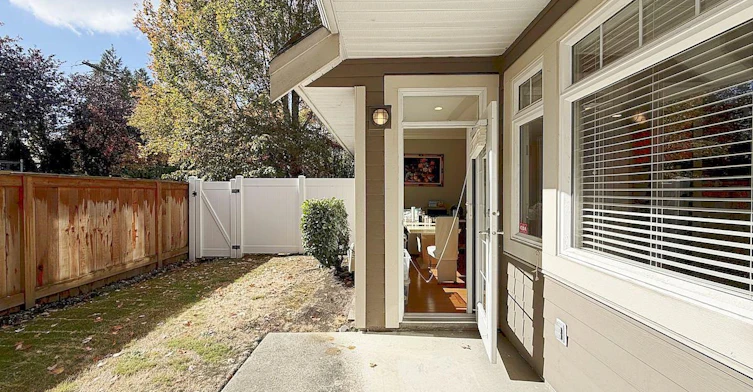 6780 Lynas Lane, Richmond, BC, V7C 3K7 - 4