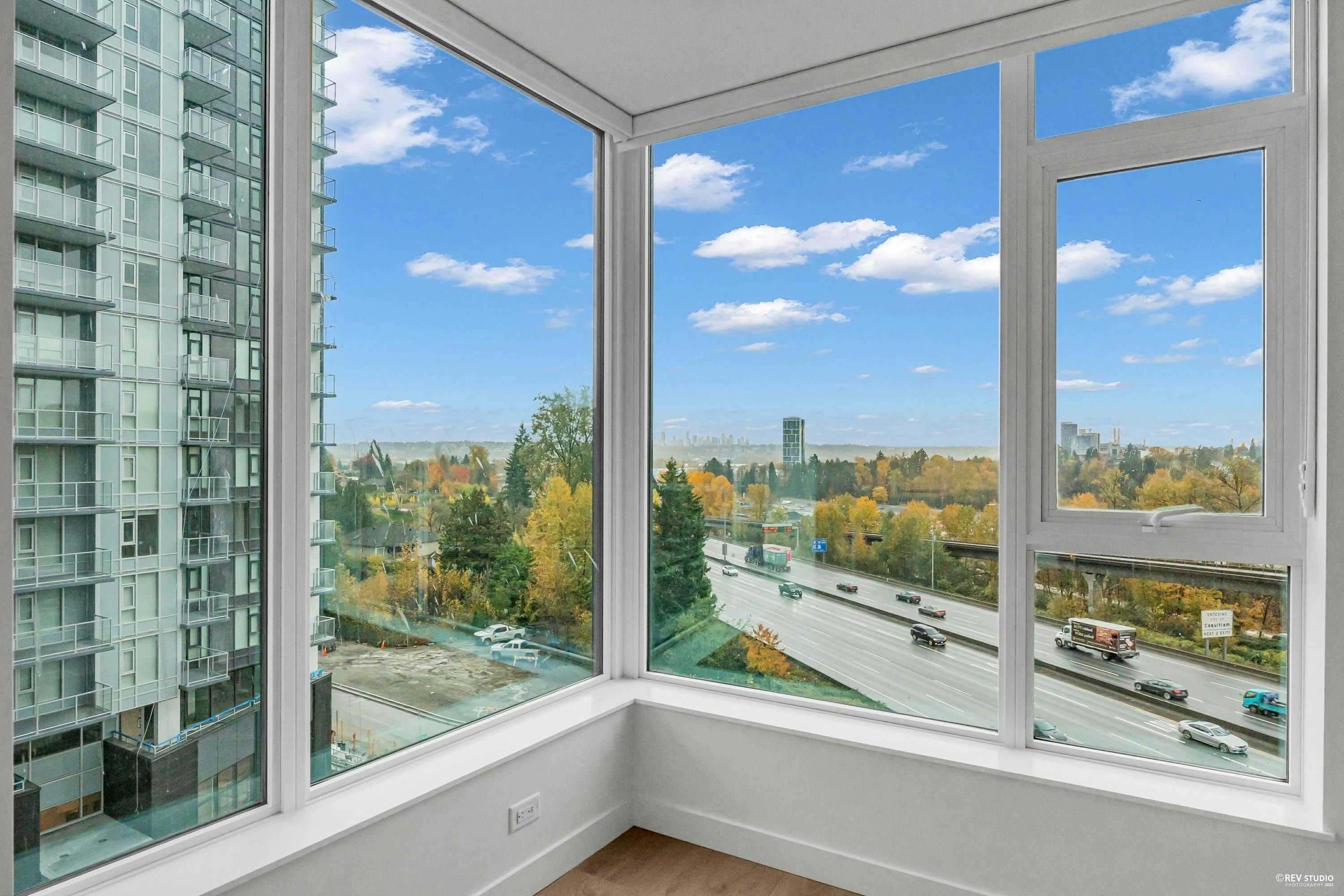 809-308 Alderson Avenue - 4