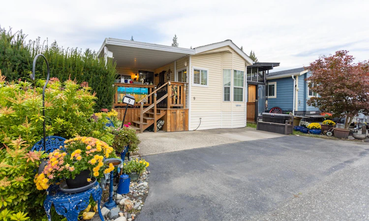 9-14600 Morris Valley Road