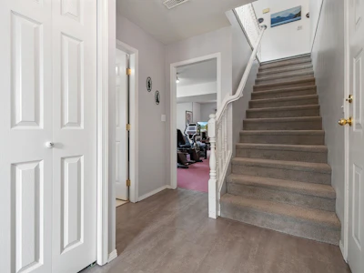 425 Hadway Drive - 4