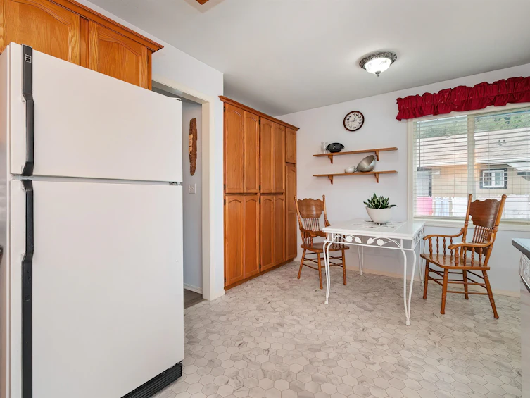 425 Hadway Drive, Harrison Hot Springs, BC, V0M 1K0 - 13