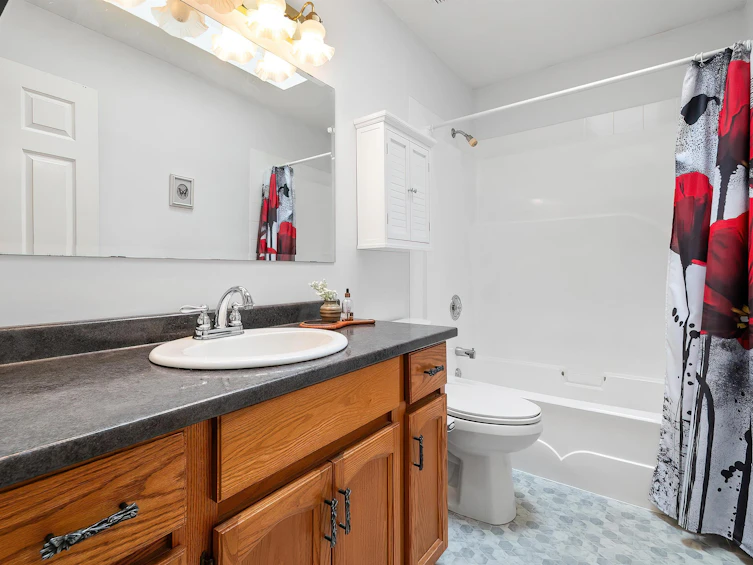 425 Hadway Drive, Harrison Hot Springs, BC, V0M 1K0 - 22
