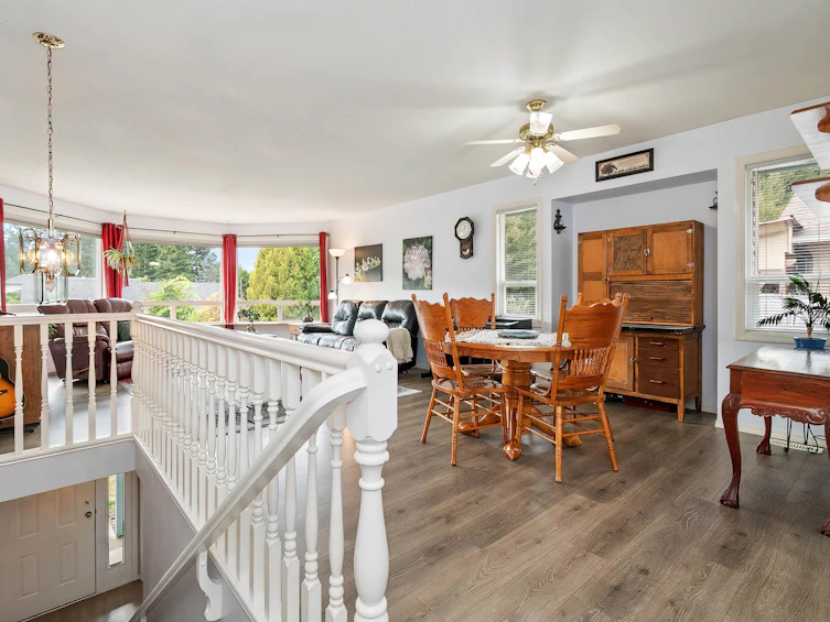 425 Hadway Drive, Harrison Hot Springs, BC, V0M 1K0 - 5