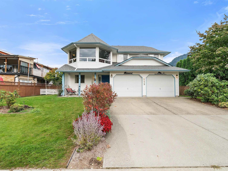 425 Hadway Drive, Harrison Hot Springs, BC, V0M 1K0