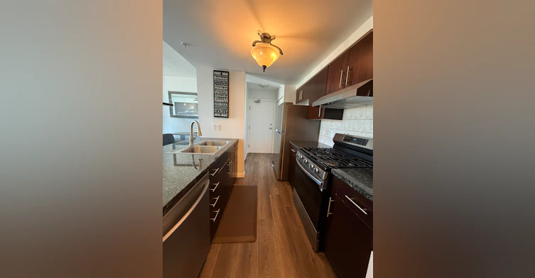 3305-193 Aquarius Mews, Vancouver, BC, V6Z 2Z2 - 7