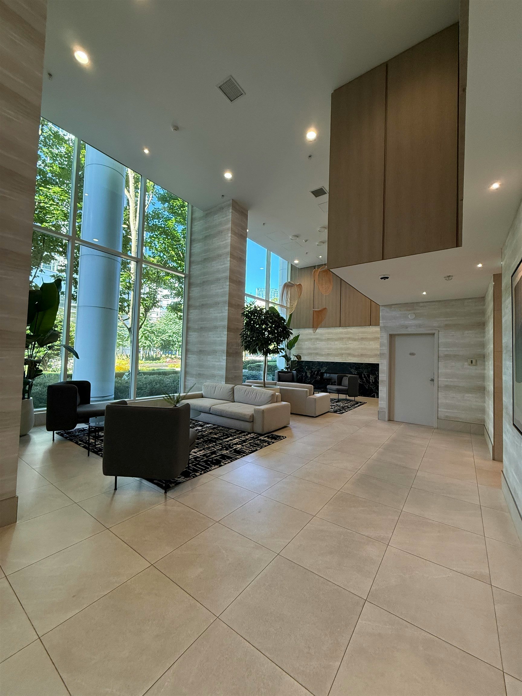 3305-193 Aquarius Mews, Vancouver, BC, V6Z 2Z2 - 14