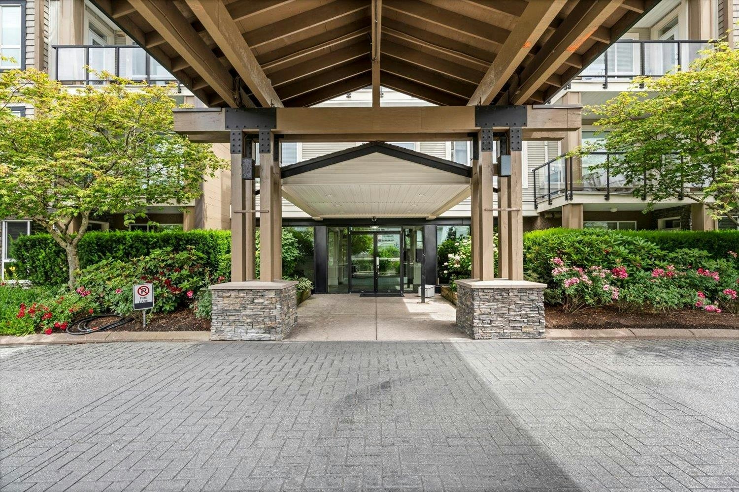 313-32729 Garibaldi Drive, Abbotsford, BC, V2T 0A6 - 4