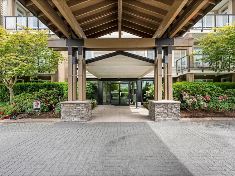 313-32729 Garibaldi Drive, Abbotsford, BC, V2T 0A6 - 4
