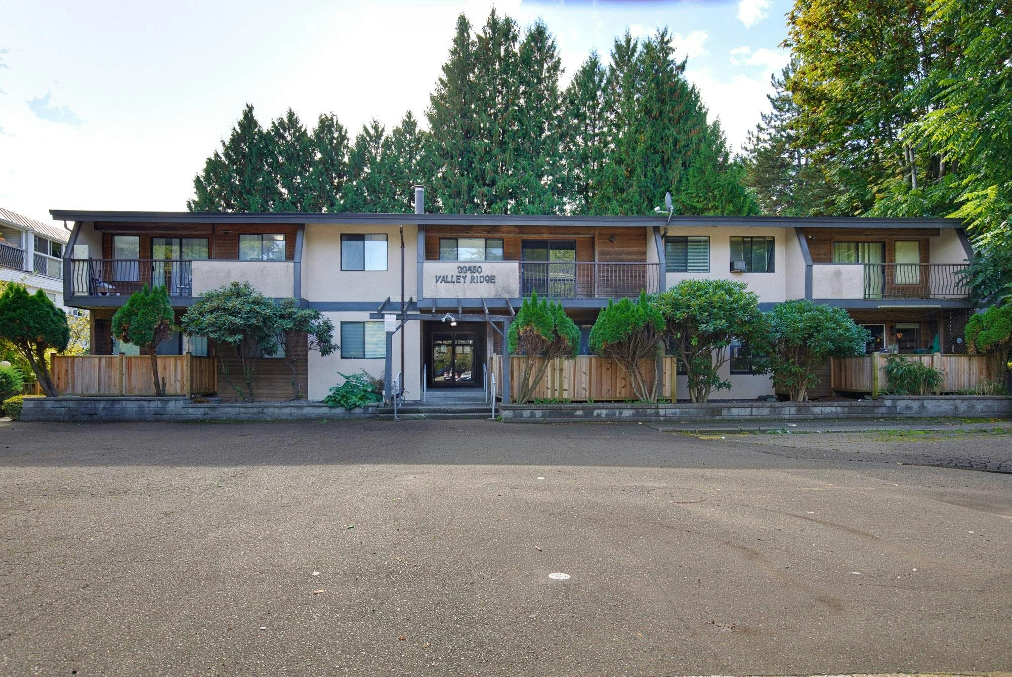 101-33450 George Ferguson Way, Abbotsford, BC, V2S 2L8