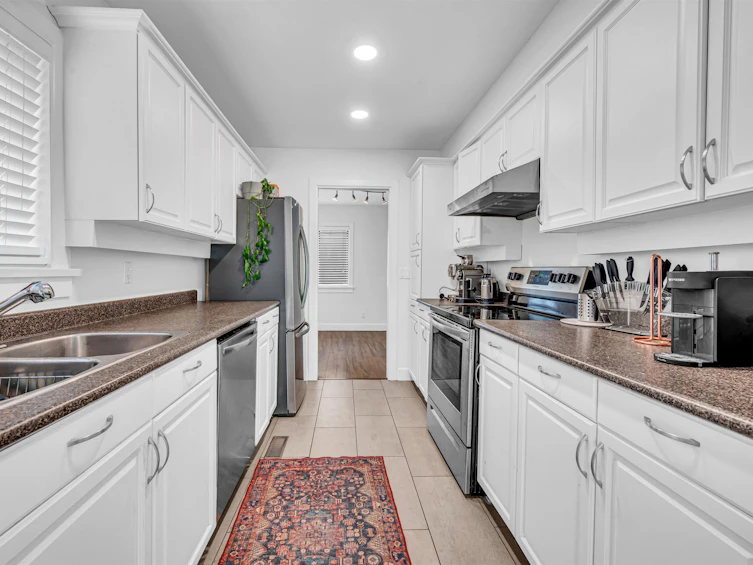 7237 Quatsino Drive, Vancouver, BC, V5S 4C2 - 6