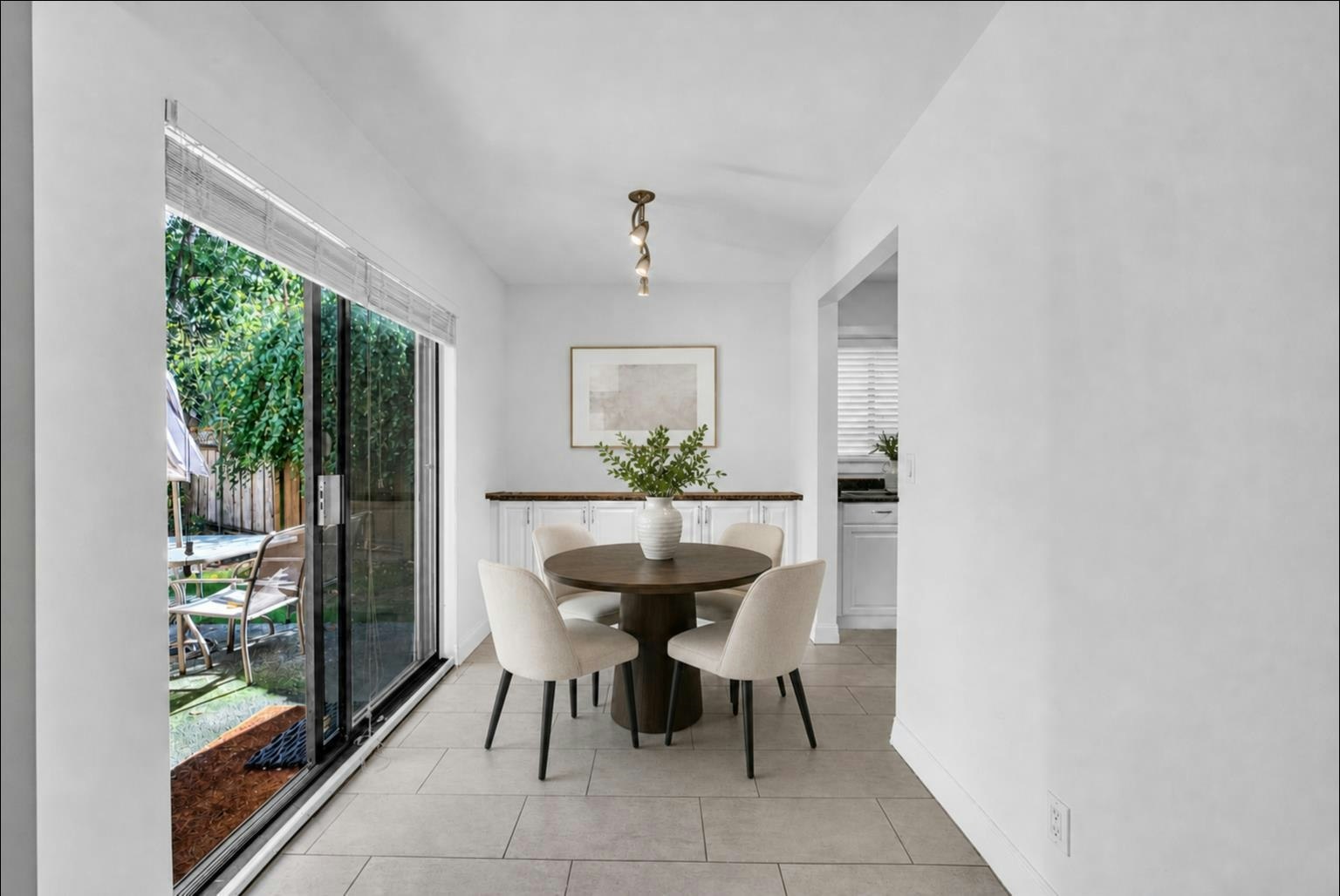 7237 Quatsino Drive, Vancouver, BC, V5S 4C2 - 27