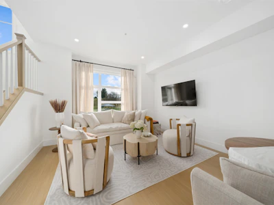 8-32929 Cherry Avenue - 3