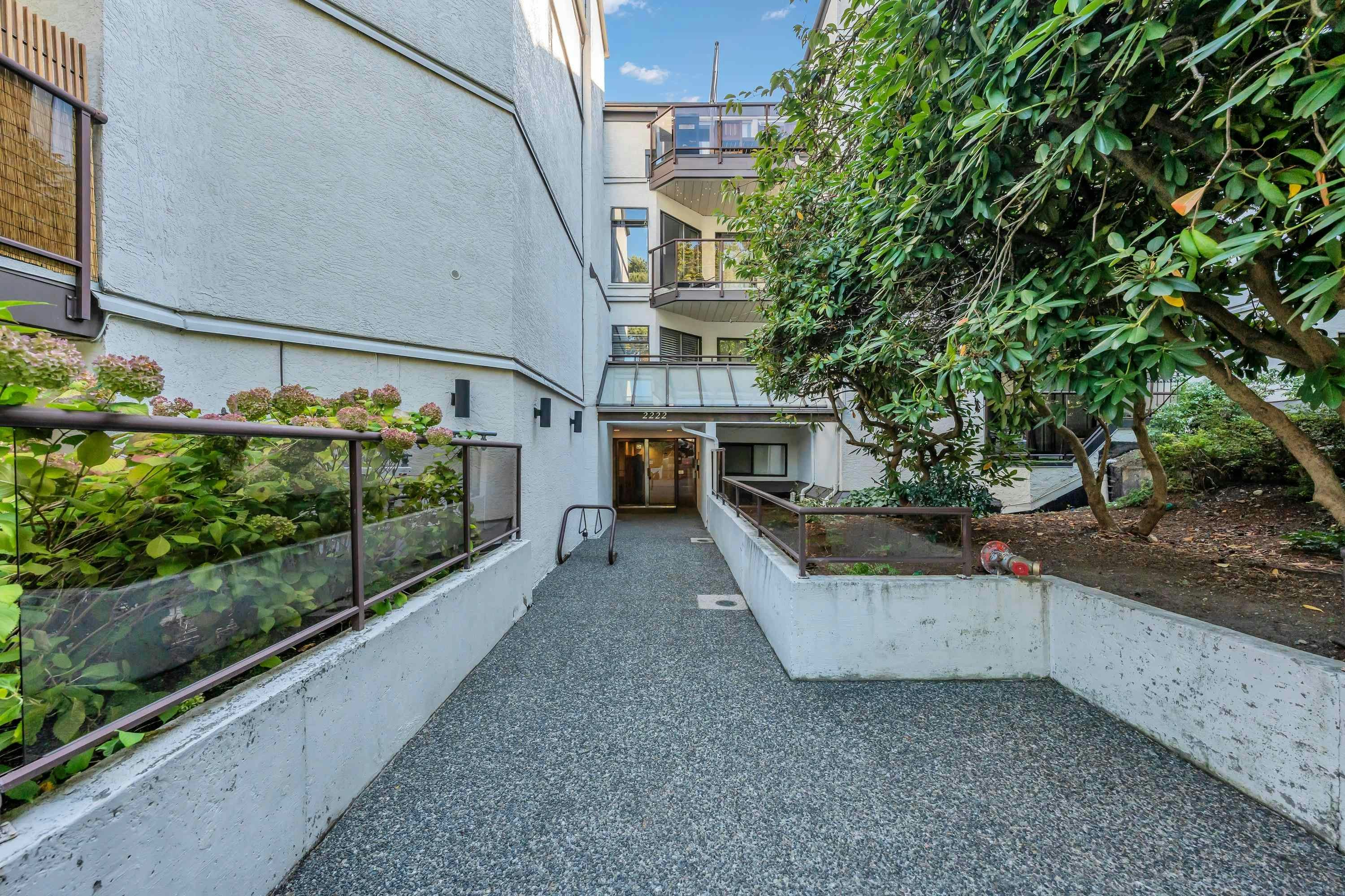 110-2222 Prince Edward Street, Vancouver, BC, V5T 4M6