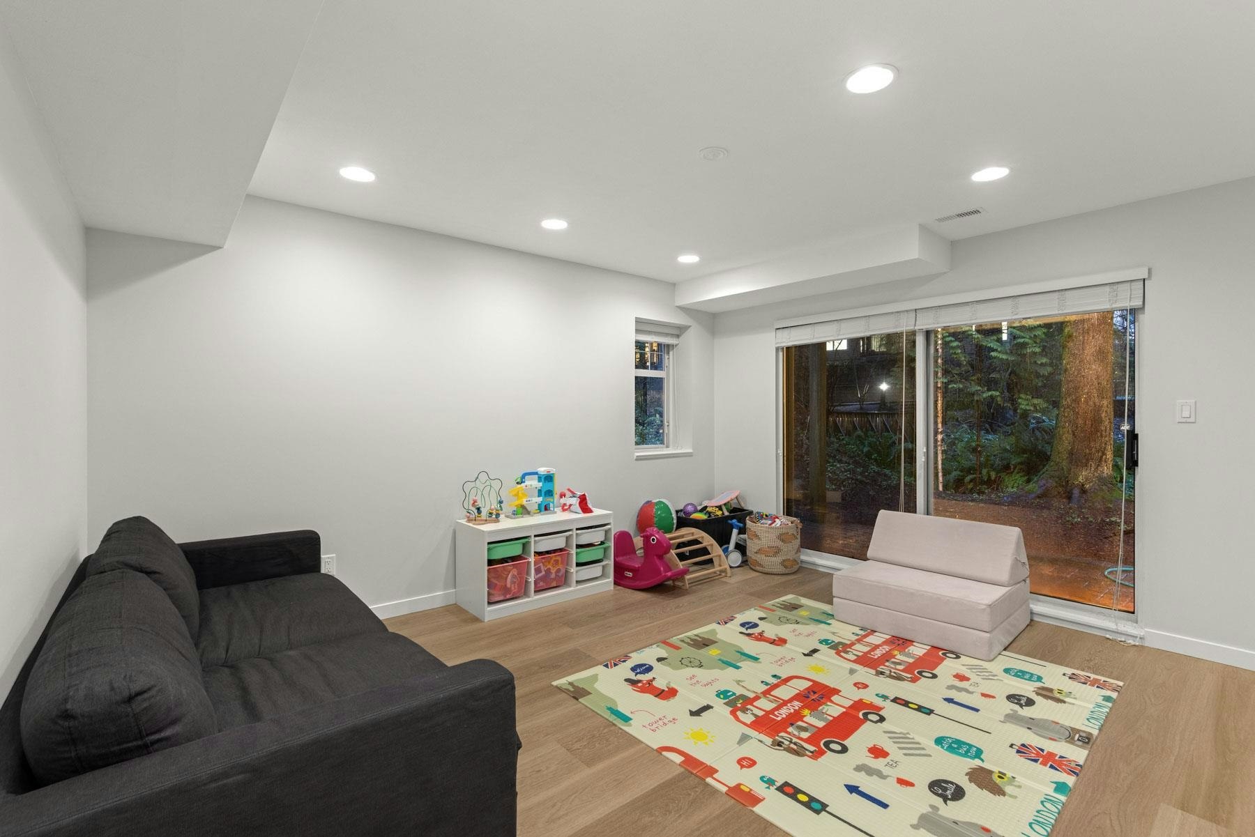 1188 Strathaven Drive, North Vancouver, BC, V7H 2Z6 - 21