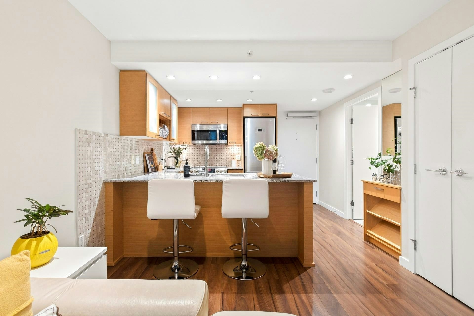 413-135 E 17 Street, North Vancouver, BC, V7L 0C4 - 7