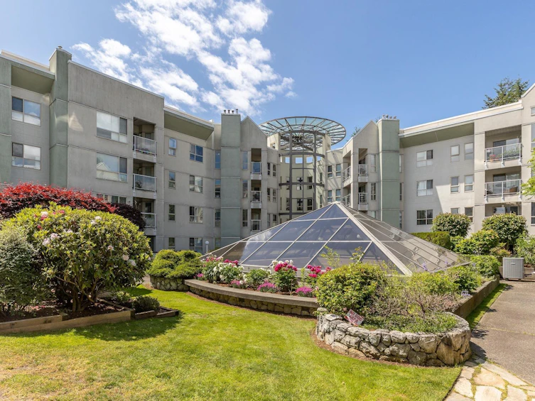 111-2575 Ware Street, Abbotsford, BC, V2S 3E2