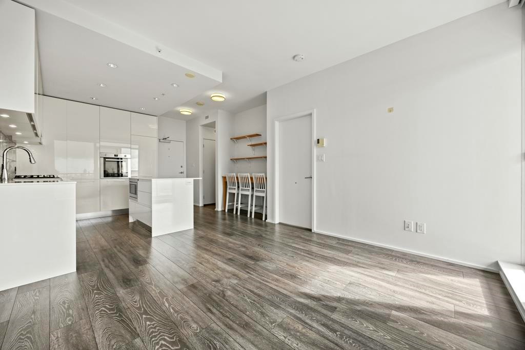 4705-1955 Alpha Way, Burnaby, BC, V5C 0K6 - 10