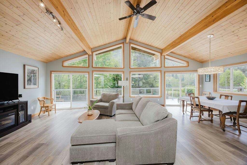 12800 Mainsail Road, Pender Harbour Egmont, BC, V0N 2H1 - 8