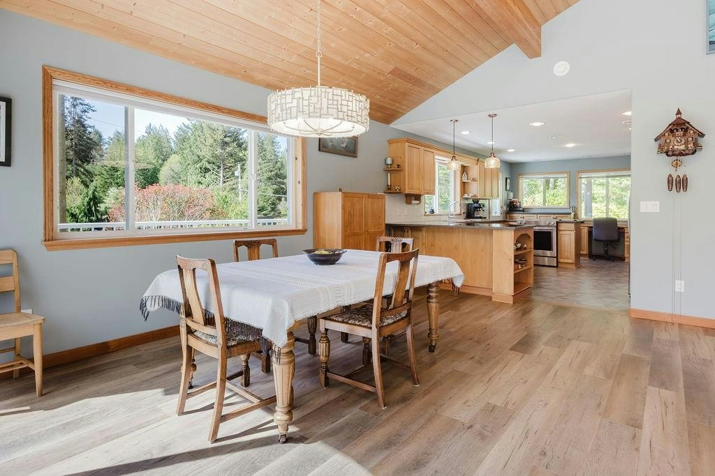 12800 Mainsail Road, Pender Harbour Egmont, BC, V0N 2H1 - 14