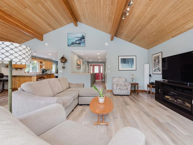 12800 Mainsail Road, Pender Harbour Egmont, BC, V0N 2H1 - 10
