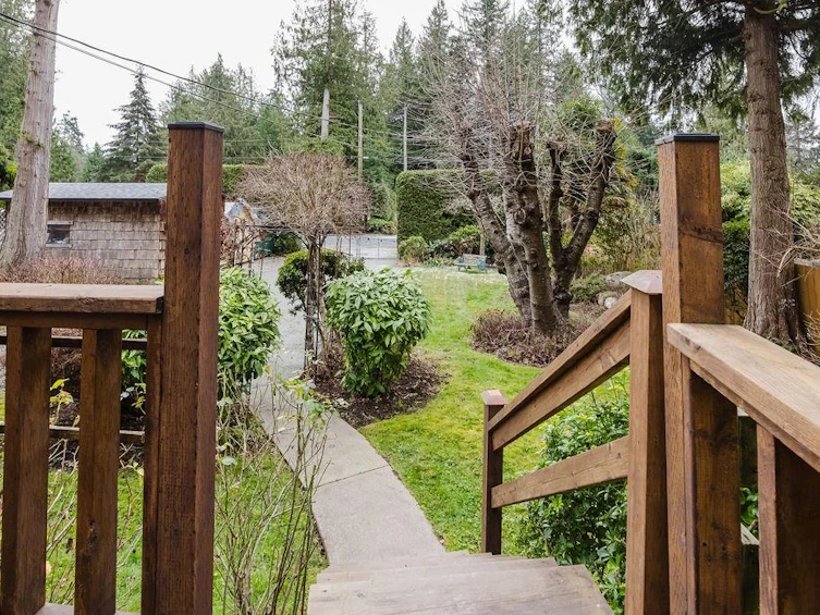 3366 Richards Road, Roberts Creek, BC, V0N 2W2 - 24