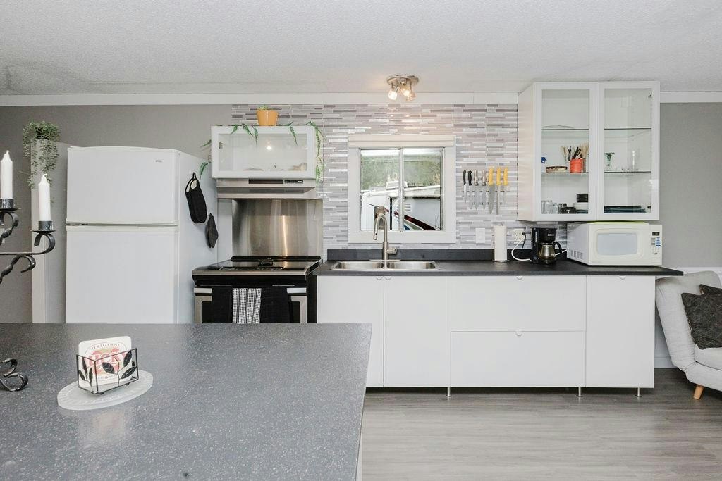 3366 Richards Road, Roberts Creek, BC, V0N 2W2 - 9