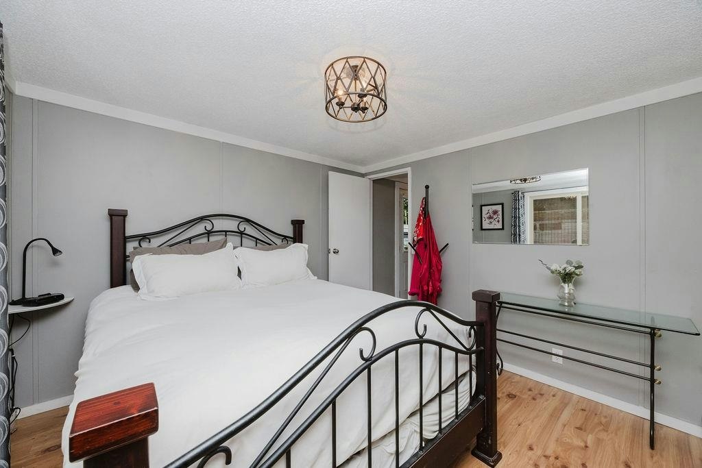 3366 Richards Road, Roberts Creek, BC, V0N 2W2 - 14