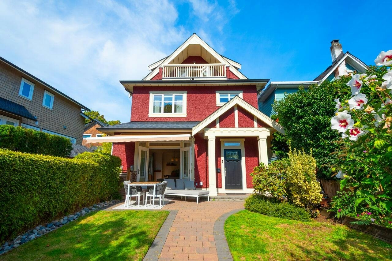 3485 W 2nd Avenue, Vancouver, BC, V6R 1J3