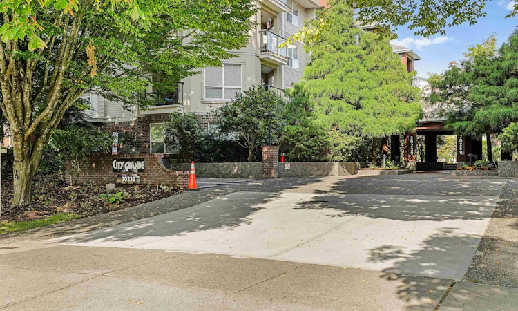 107-20239 Michaud Crescent