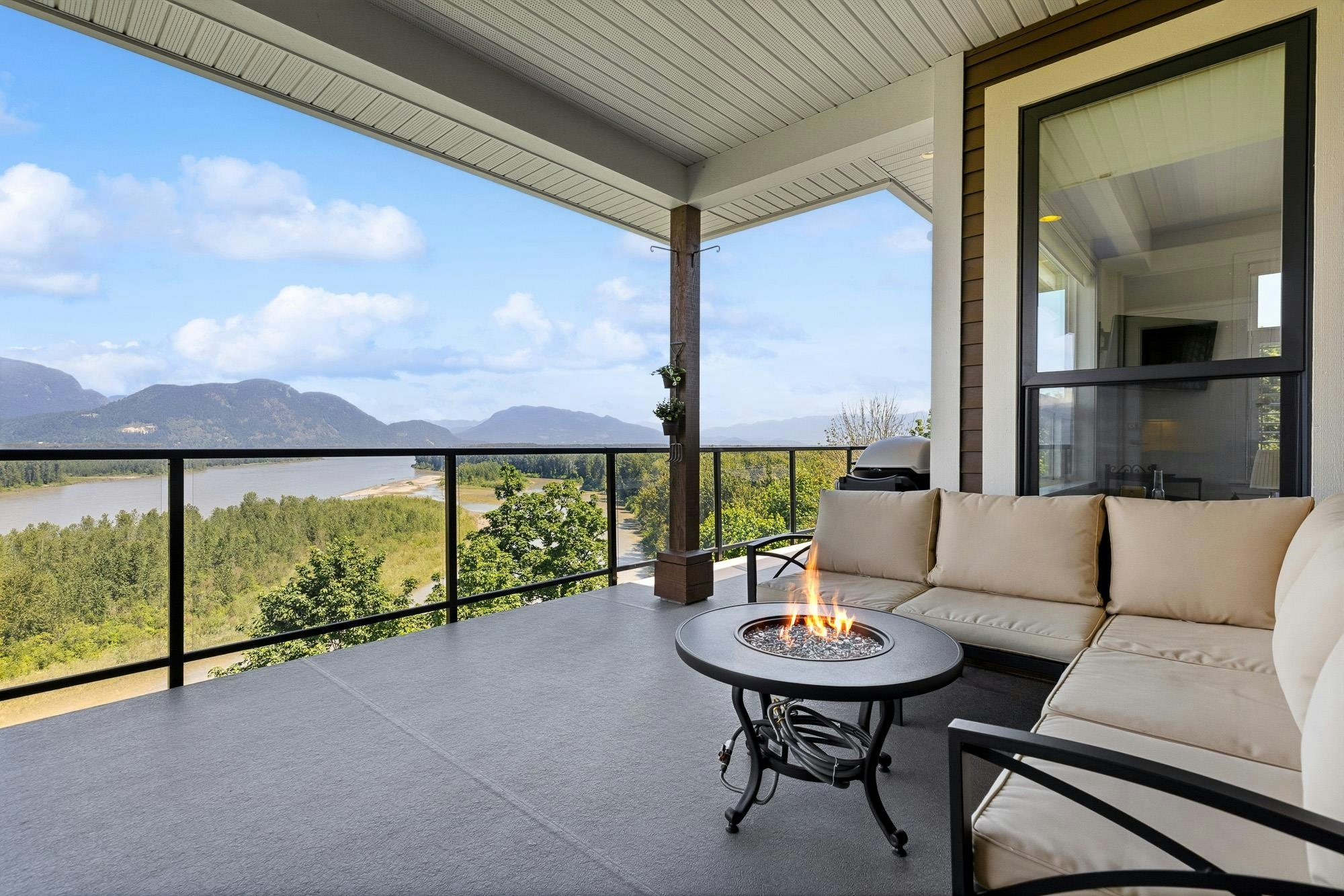60-43685 Chilliwack Mountain Road, Chilliwack, BC, V2R 0X5