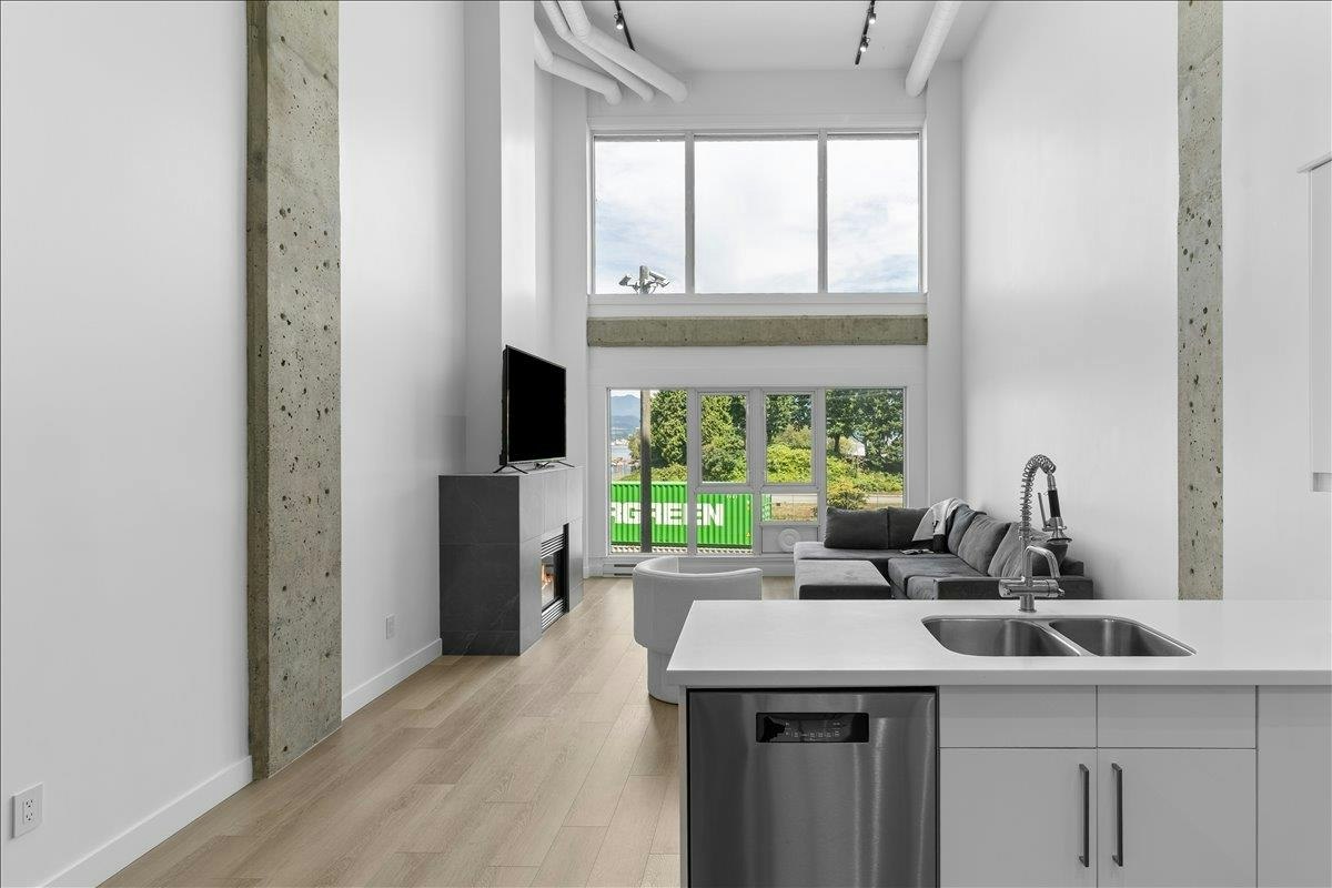 309-27 Alexander Street, Vancouver, BC, V6A 1B2 - 4