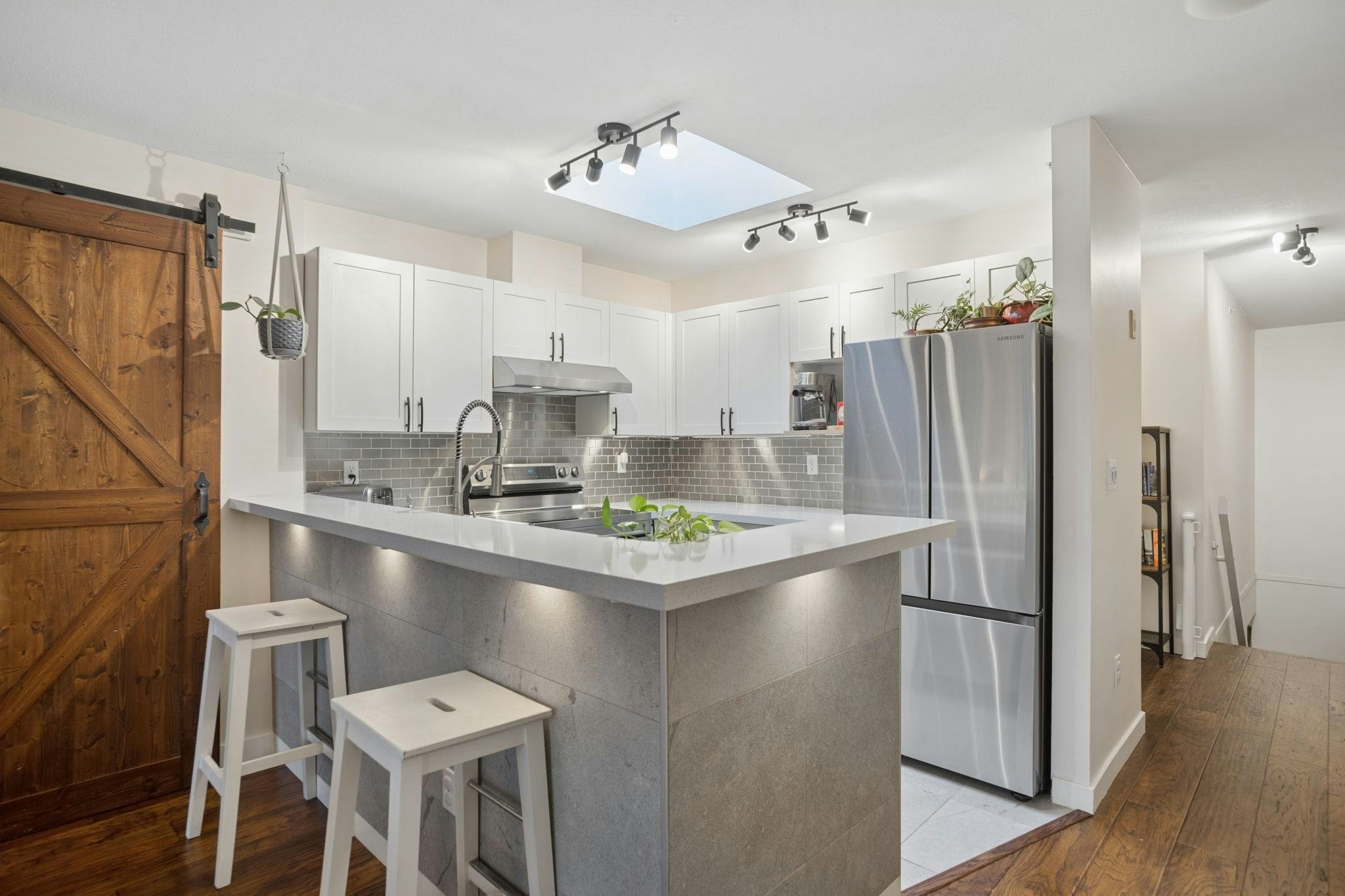 305-1707 Charles Street, Vancouver, BC, V5L 2T6 - 13