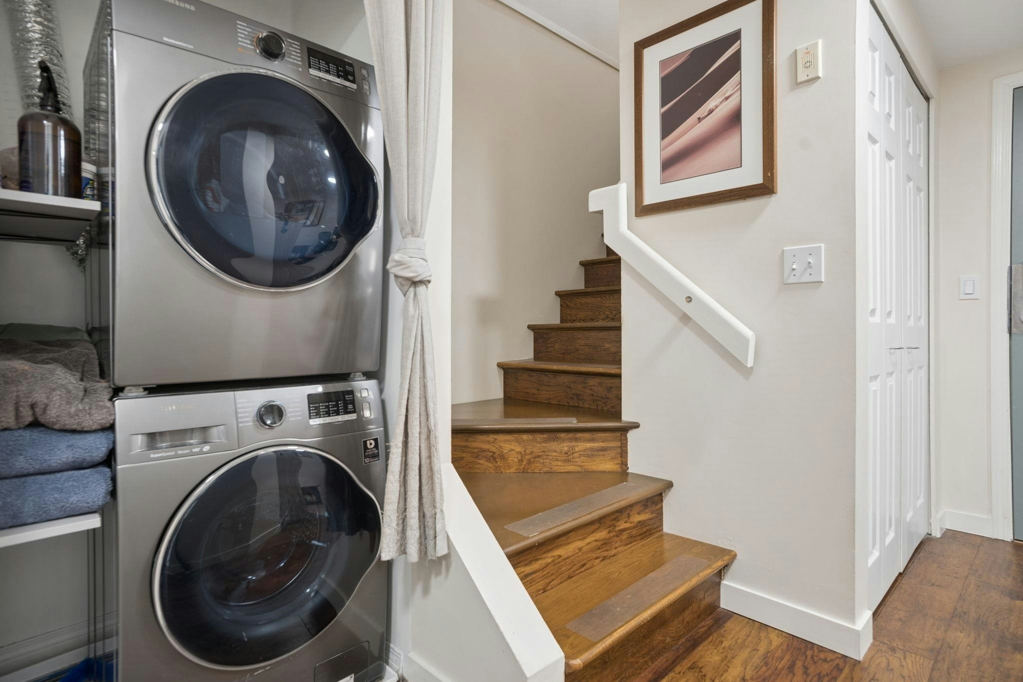 305-1707 Charles Street, Vancouver, BC, V5L 2T6 - 23