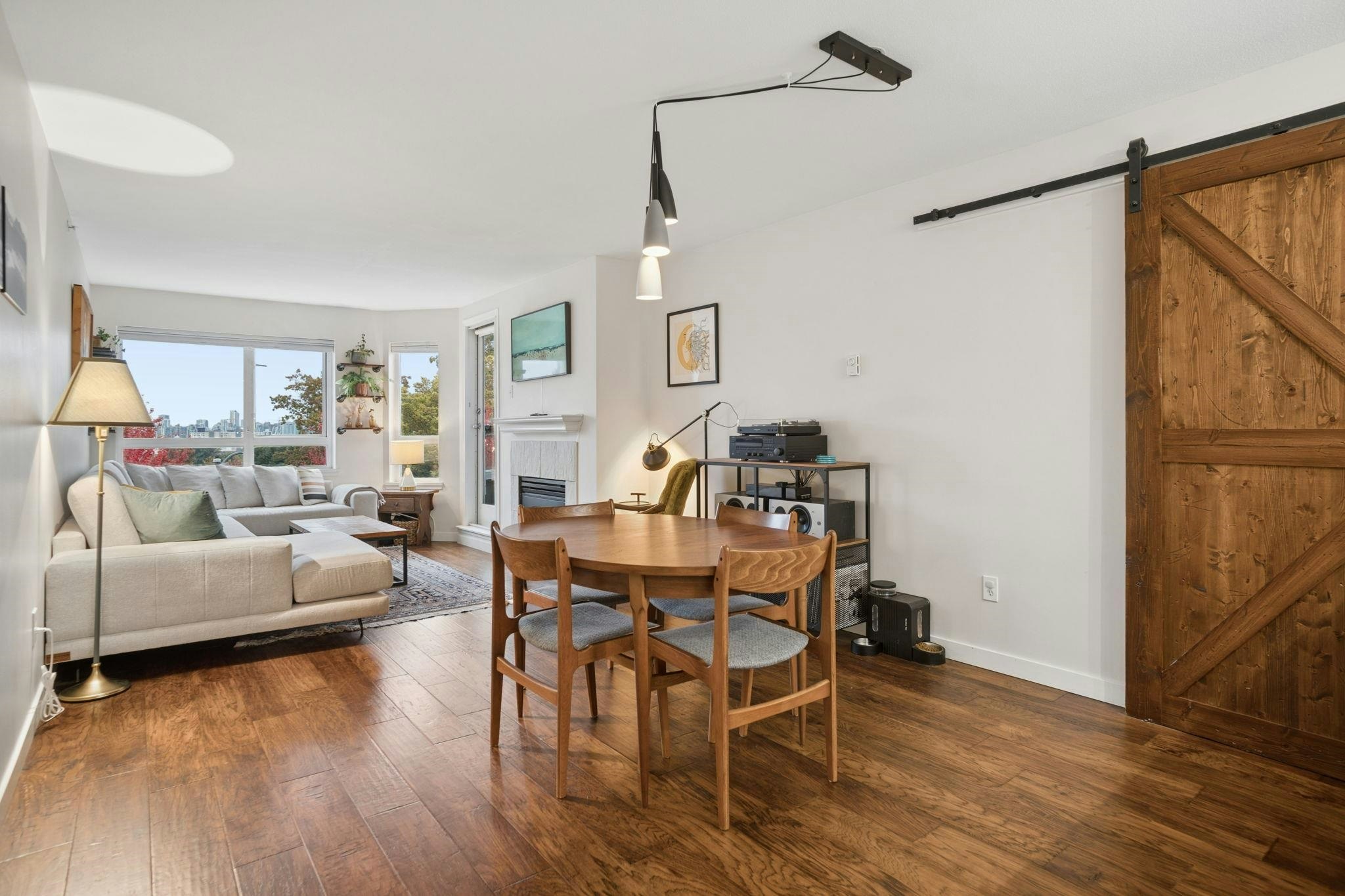 305-1707 Charles Street, Vancouver, BC, V5L 2T6 - 8