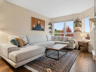305-1707 Charles Street - 5