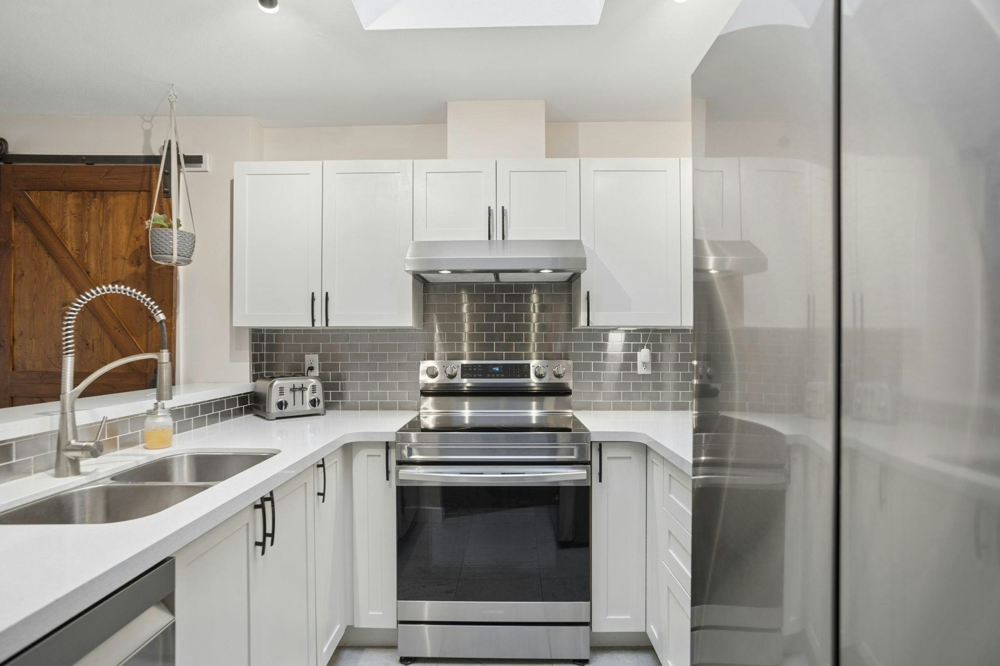305-1707 Charles Street, Vancouver, BC, V5L 2T6 - 15
